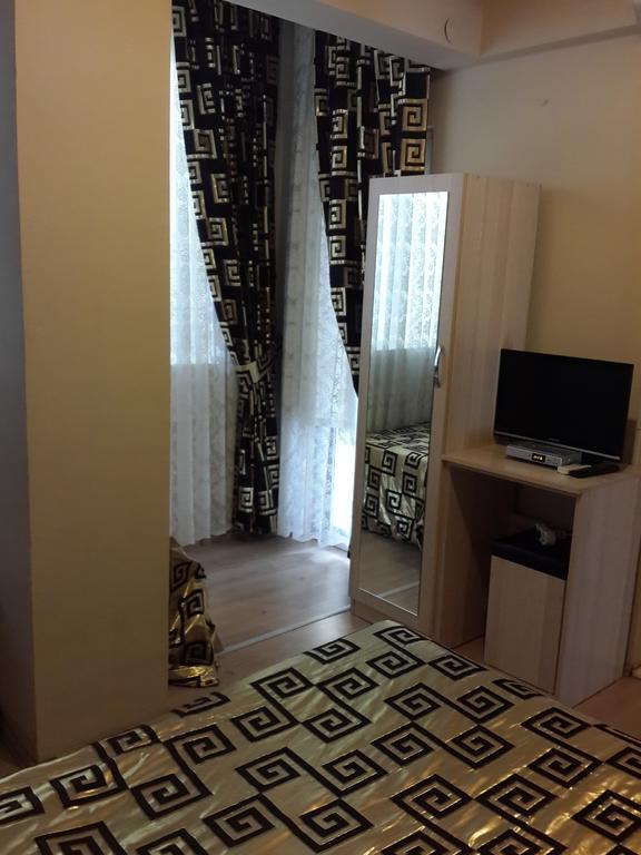Tumay Hotel Antalya Bagian luar foto