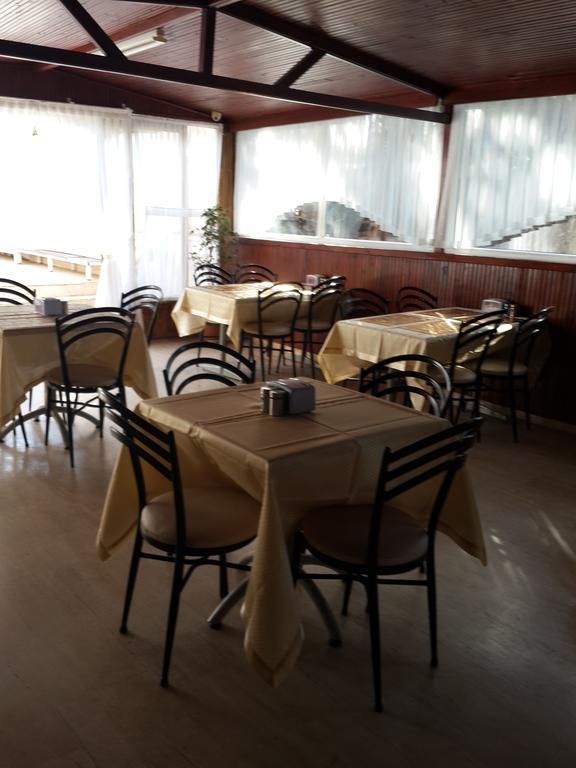 Tumay Hotel Antalya Bagian luar foto
