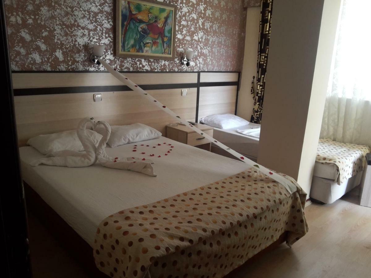Tumay Hotel Antalya Bagian luar foto